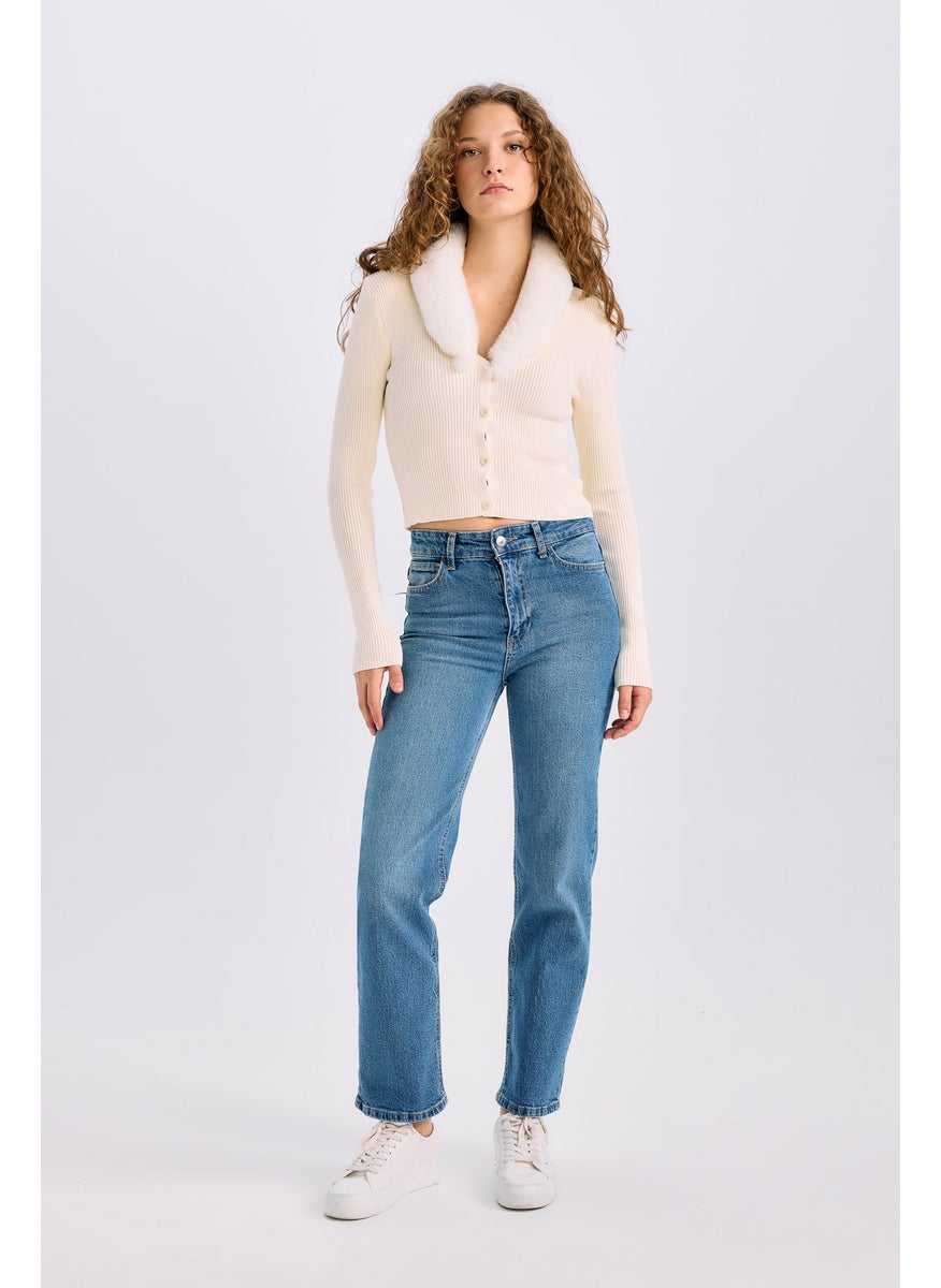 DeFacto Woman Slim Fit Faux Fur V Neck Buttoned Knit Cardigan  - Image 5