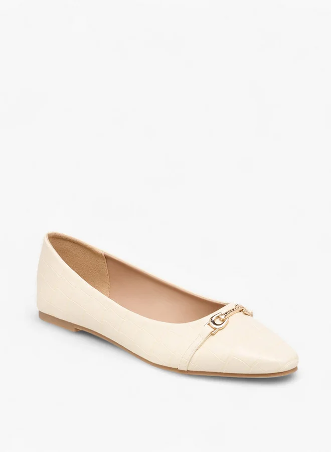 فلورا بيلا من شو إكسبرس Women Textured Slip-On Ballerina Shoes with Metal Accent