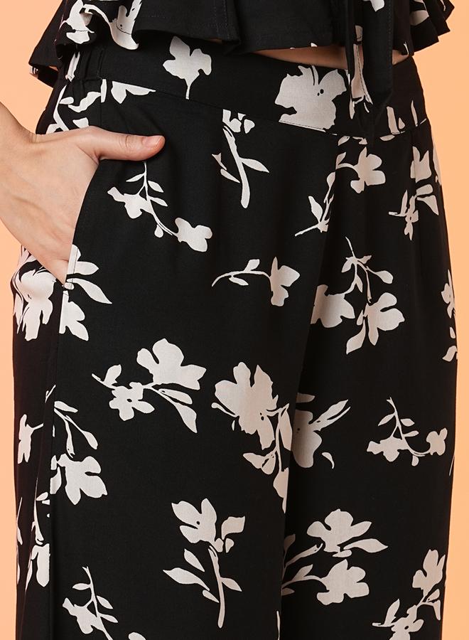 globus Waist Tie-Up Peplum Crop Top and Palazzos Co-Ords - Image 5