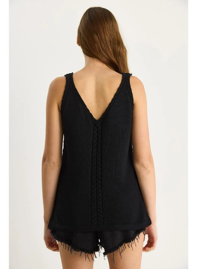 Ginger Strappy V Neck Crochet Top