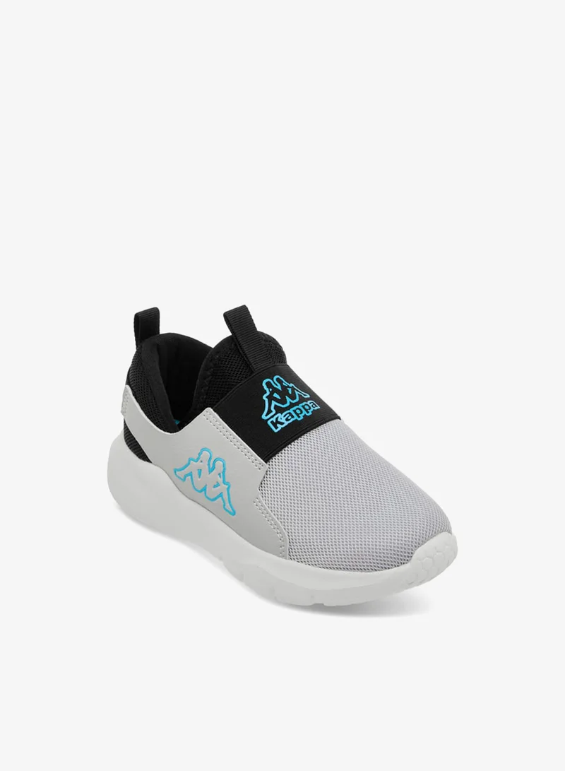 كابا حذاء رياضي للأولاد بتفاصيل شعار سهل الارتداء مع شريط سحب