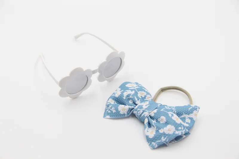D'Daniela Hawaiian Glasses Flower and Headband Set For Babies and Girls Blue Flowers