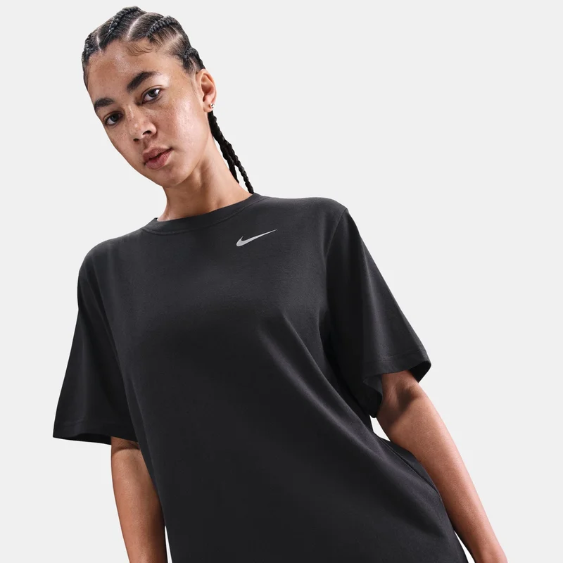 Nike Black Women's Tottenham Hotspur T-Shirt for Women | Best Price UAE
