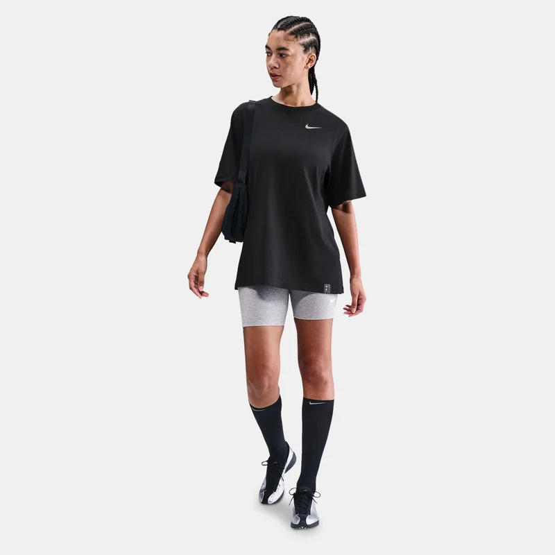 Nike Black Women's Tottenham Hotspur T-Shirt for Women | Best Price UAE