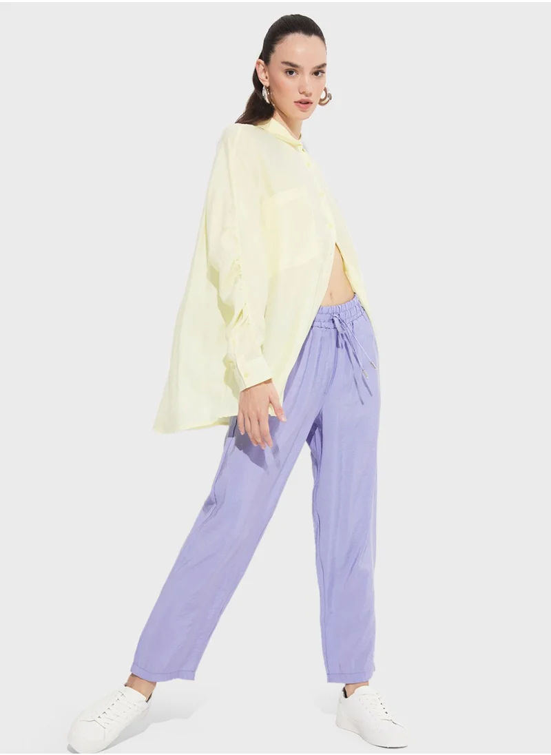 جون Ruffle Detailed Button Down Shirt