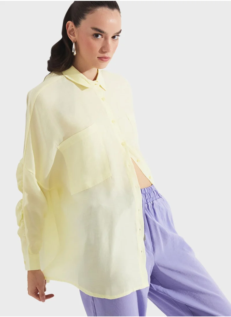 جون Ruffle Detailed Button Down Shirt