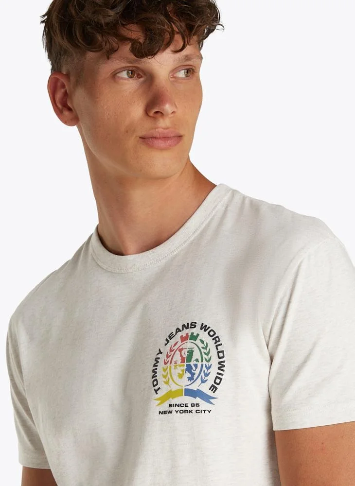 TOMMY JEANS  Regular Fit 4Clr Crest T-Shirt for Men | Best Price UAE
