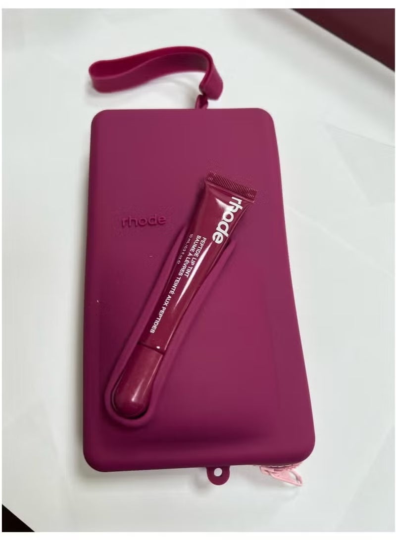 رود حقيبة رود بحزام قابل للتعديل وملمع شفاه - أنيقة وصغيرة الحجم ومثالية لمستحضرات التجميل أثناء التنقل والضروريات اليومية - بنفسجي غامق - Image 3