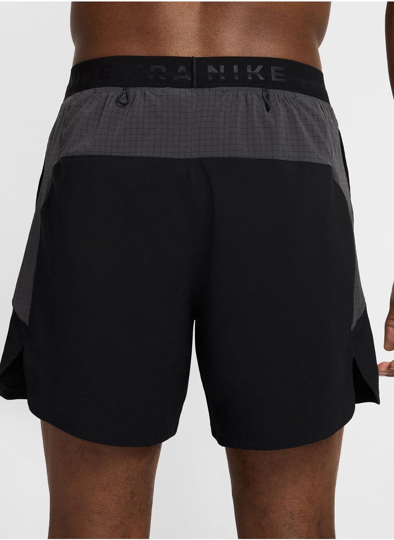 Nike 6" Dri-Fit Trail Brief-Lined Shorts  - Image 2