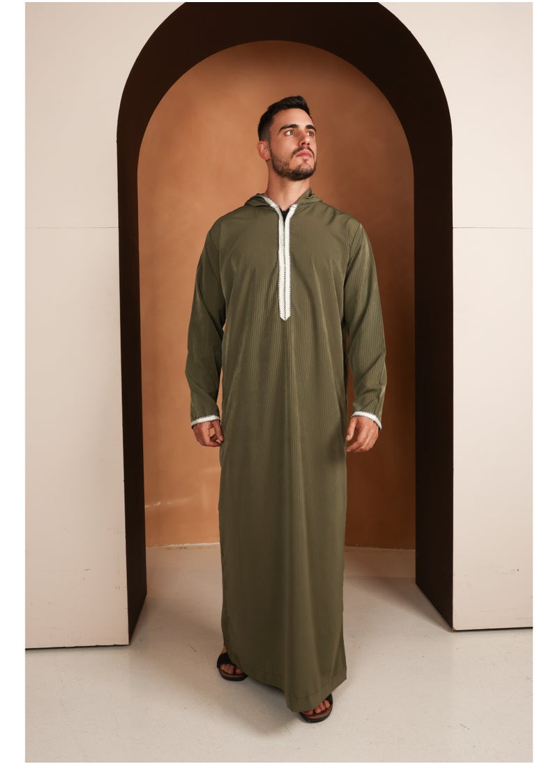Yigo by Mariam Qamis Ismael – Olive Green Hooded Men’s Qamis – Lightweight Zibda Fabric | Classic Omani Style Thobes  - Image 4