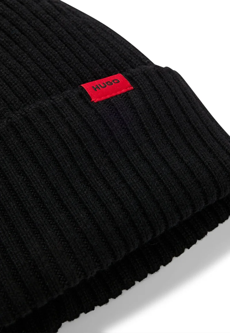 هوجو Ribbed beanie hat in virgin-wool with logo label