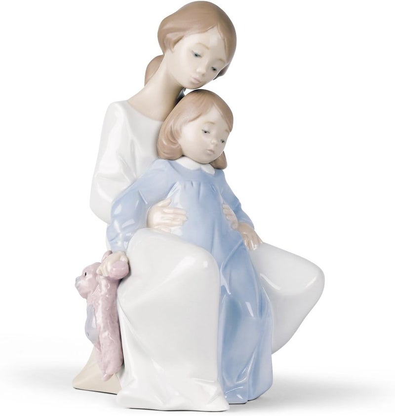 Nao Porcelain by Lladro A MOMENT WITH MOMMY  MUMMY  2001429