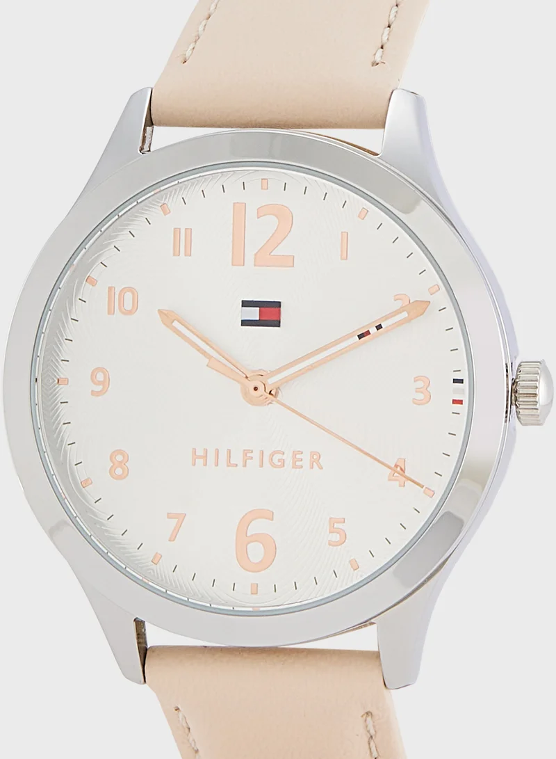 TOMMY HILFIGER TABLE