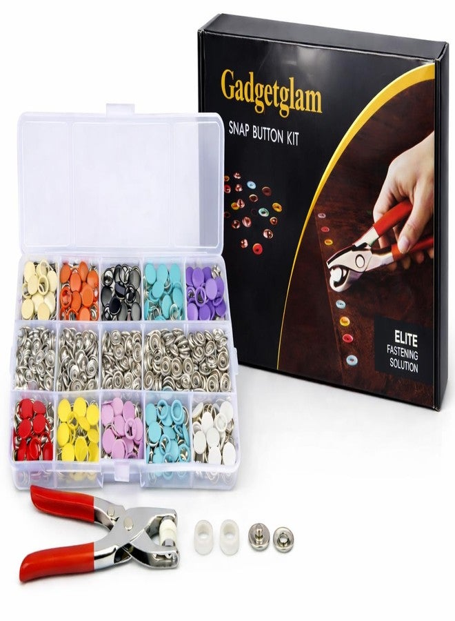 Gadgetglam مجموعة أزرار كبس فاخرة من Gadgetglam - 100 مجموعة من مشابك معدنية 9.5 مم بـ 10 ألوان مع أداة كماشة يدوية، وأبازيم نحاسية بخمسة مخالب للخياطة، والأعمال اليدوية، وملابس الأطفال، والقبعات، والمرايل، والملابس الداخلية (متعددة الألوان) - Image 1