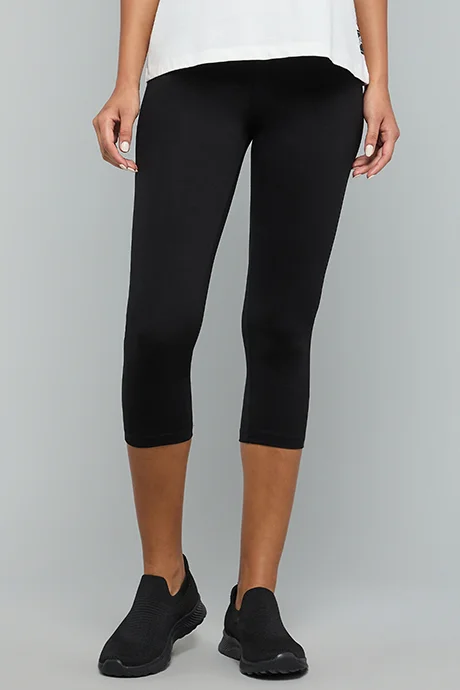 أر أند بي Solid 3/4 Leggings with Elastic Waist