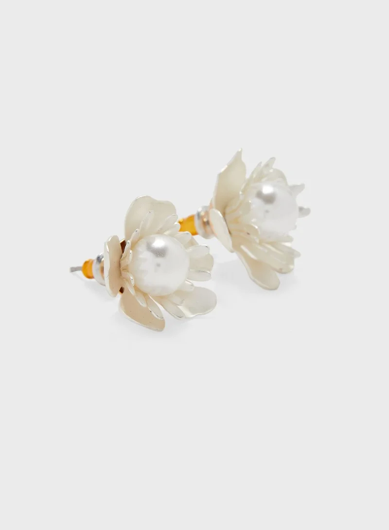 ELLA Stud Earrings & Clip Set In Pearl