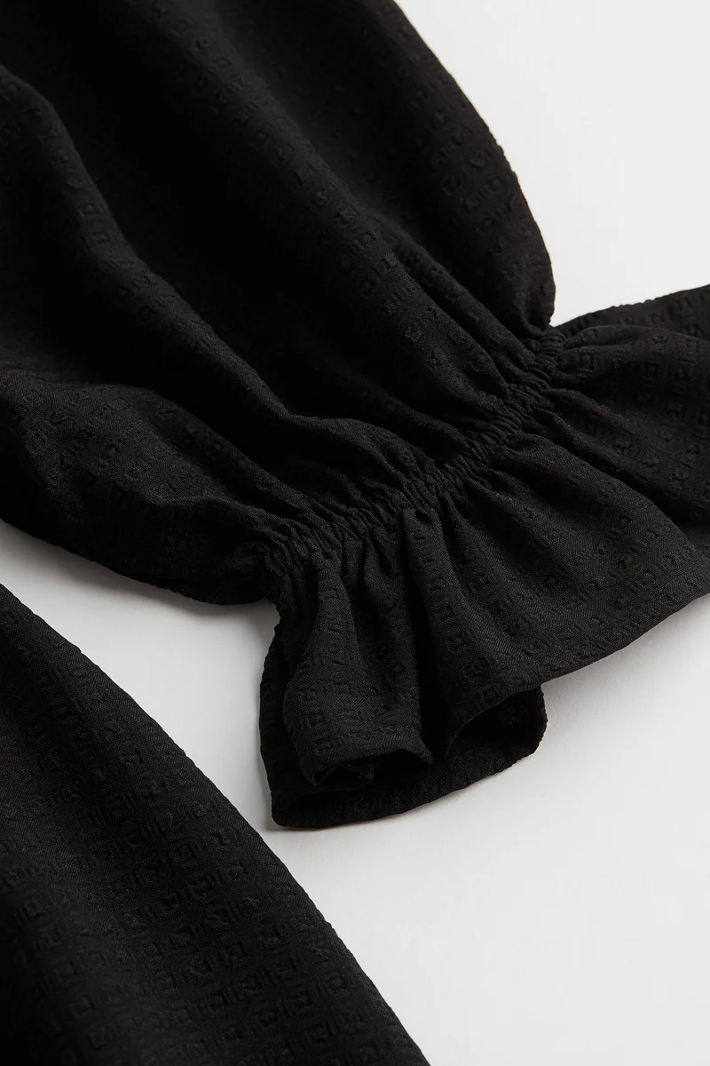 H&M Off-the-shoulder dress