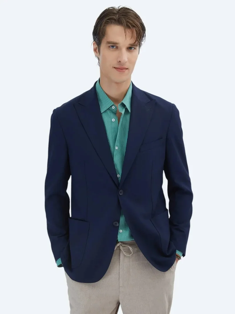 كيب جاكيت عصري بنقشة زرقاء داكنة