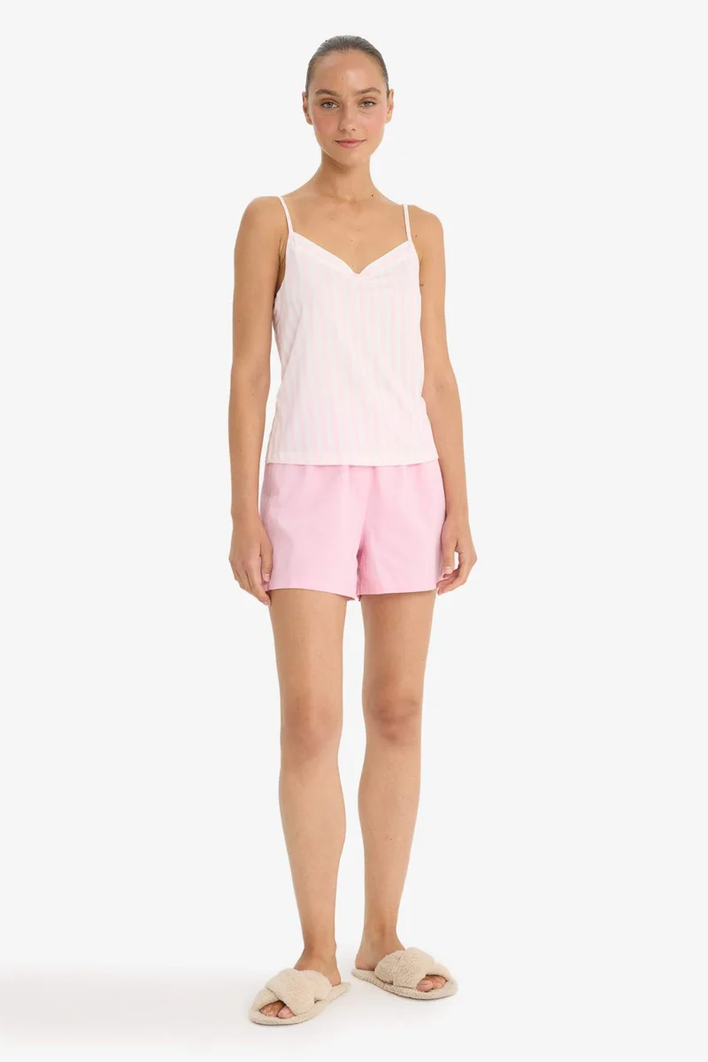ديفاكتو Fall in Love Regular Fit V-Neck Strappy Top