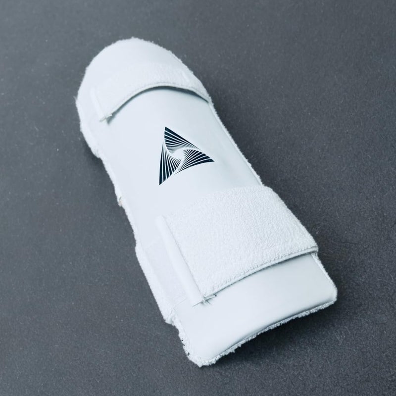 CONSTANT Player Edition Cricket ARM Guard (Moulded, Leather) (with Logo, Mens) - Image 4