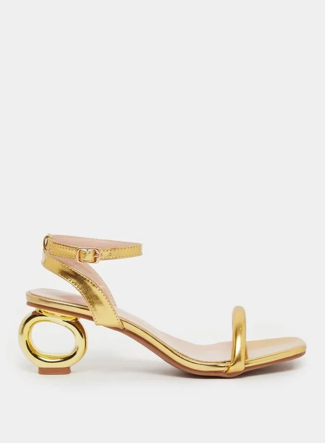 تايك تو صنادل بكعب مفتوح من الأمام بحزام للكاحل