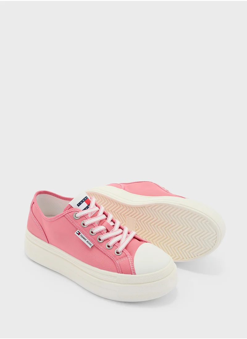 TOMMY JEANS Logo Detail Lace Up Low Top Sneakers