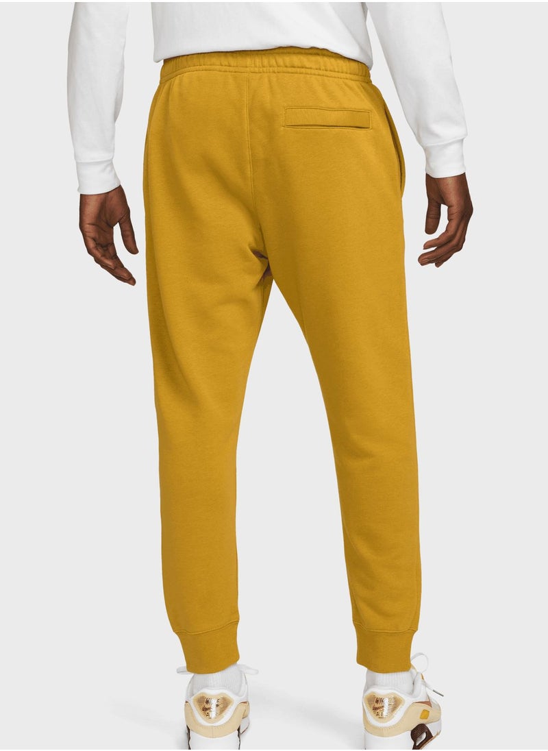 Nike - Essential Joggers - Image 1