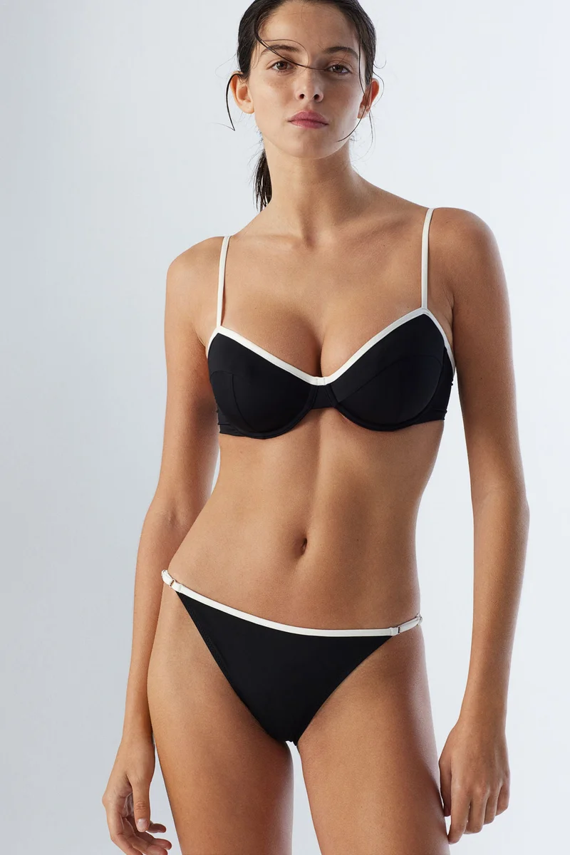 اتش اند ام سروال بيكيني بربطات وقصّة تشيكي