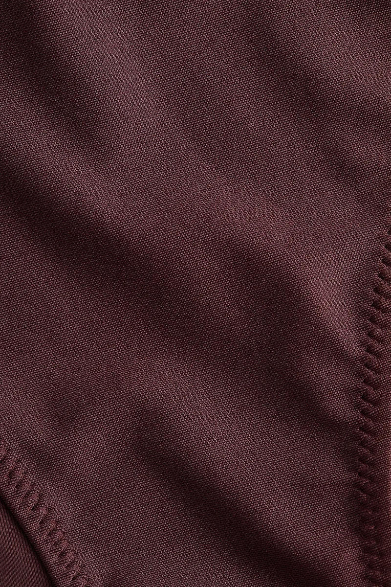 اتش اند ام سروال بيكيني بتصميم تشيكي