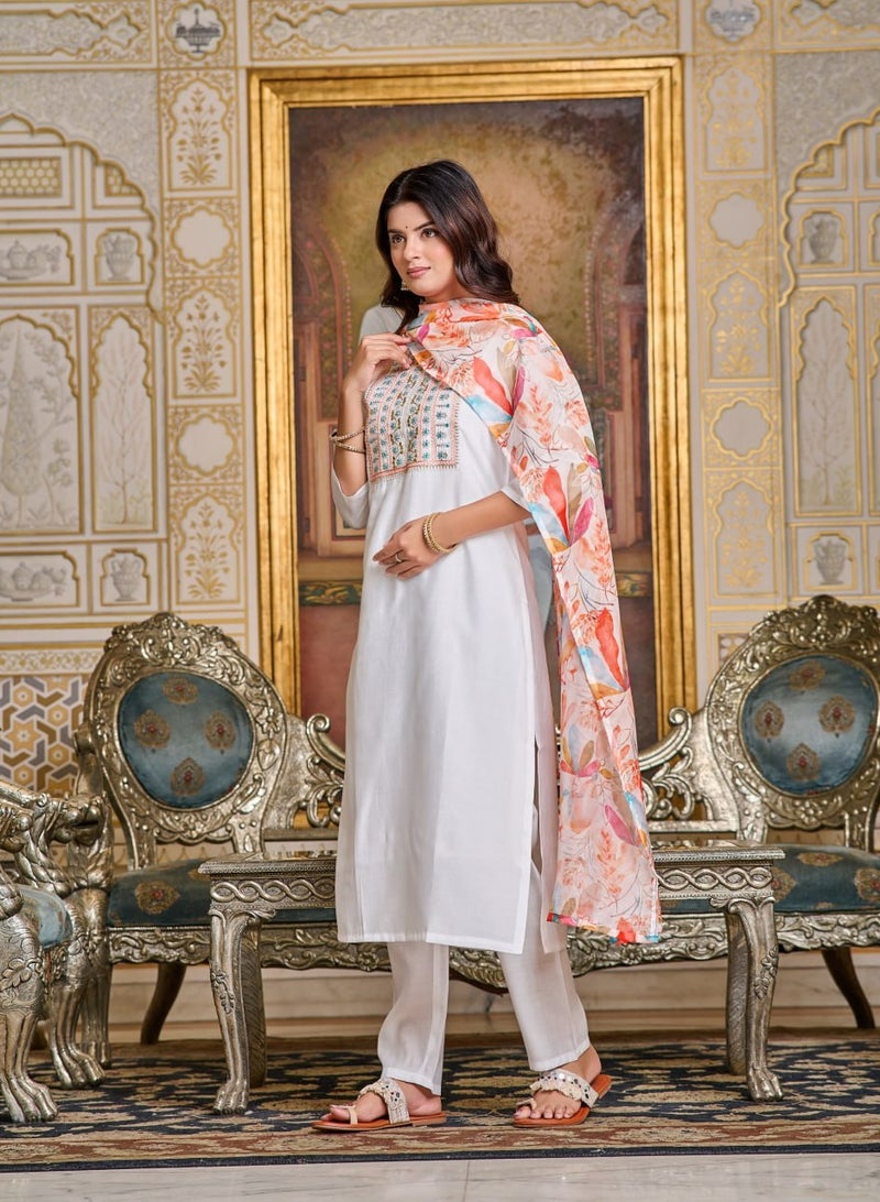 Women Chanderi White Kurta with Pant and Digital Print Dupatta Set  - Image 2