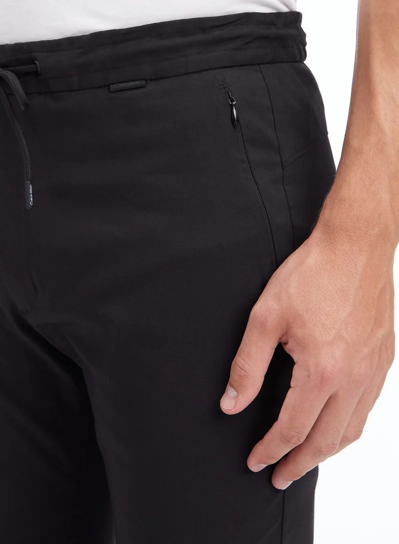 CALVIN KLEIN Tech Cropped Tapered Pants