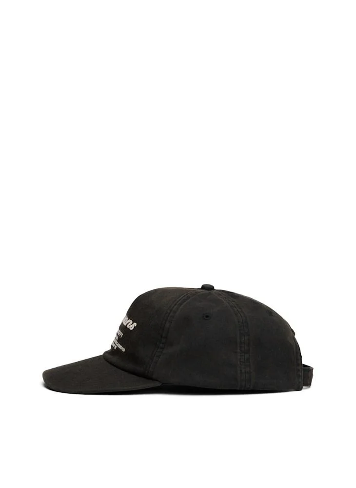 تومي جينز Graphic Flat Peak Cap