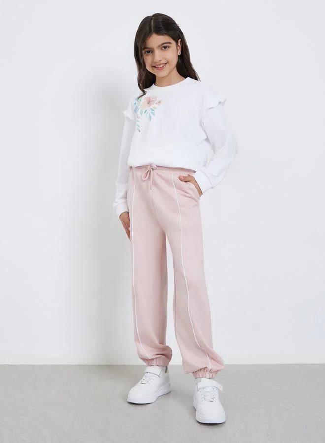 ستايلي جوغر بتفاصيل امامية محزوزة