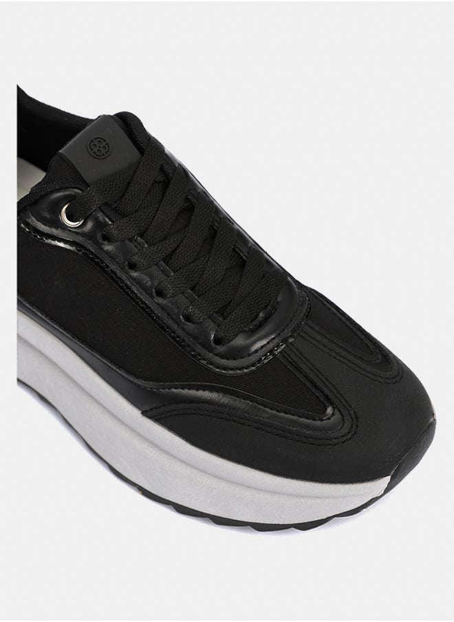DejaVu Fashionable Sneakers  - Image 5