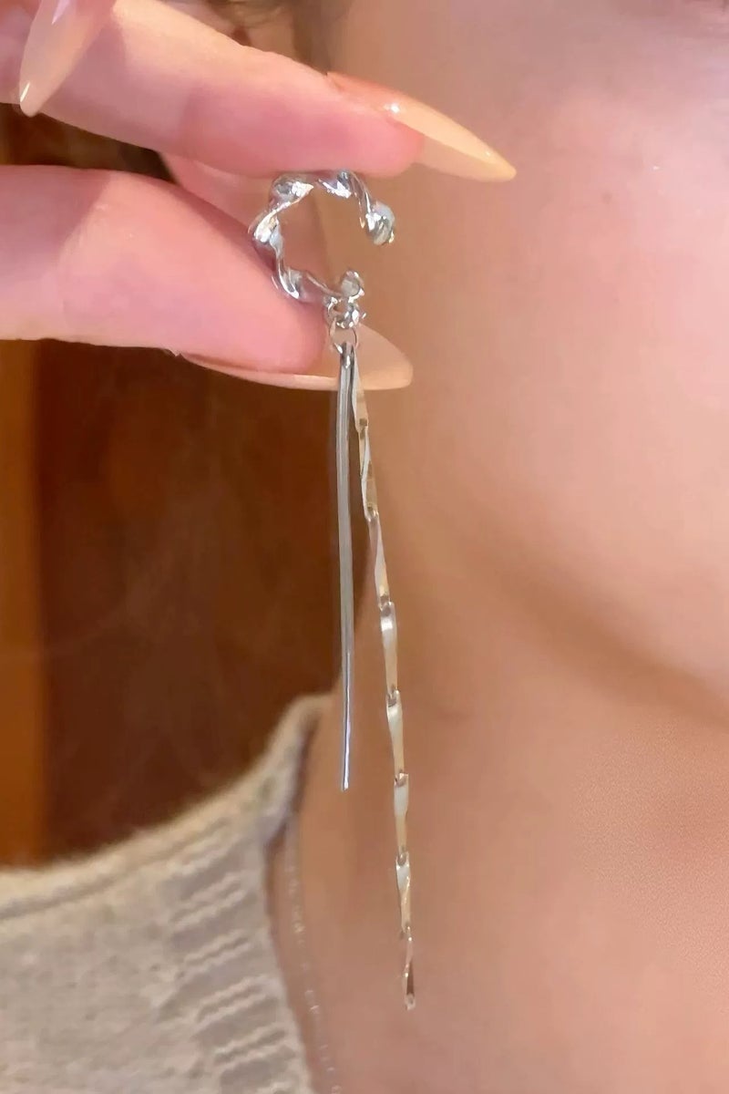 Goolsky Minimalist Tassel Ear Cuffs – No-Piercing Clip-On Earrings, Chic & Elegant Statement Jewelry for Women - Image 5