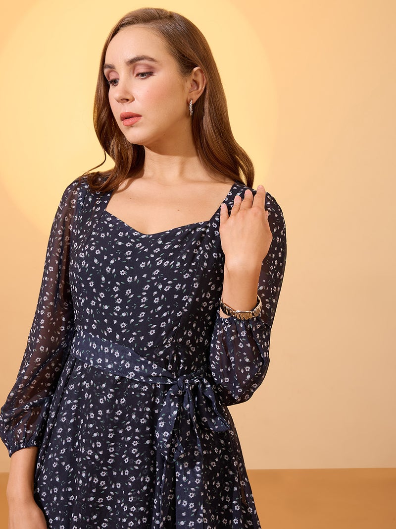 globus Globus Women Black Sweetheart Neck Bishop Sleeves Floral Print Playsuit With Belt  - Image 5