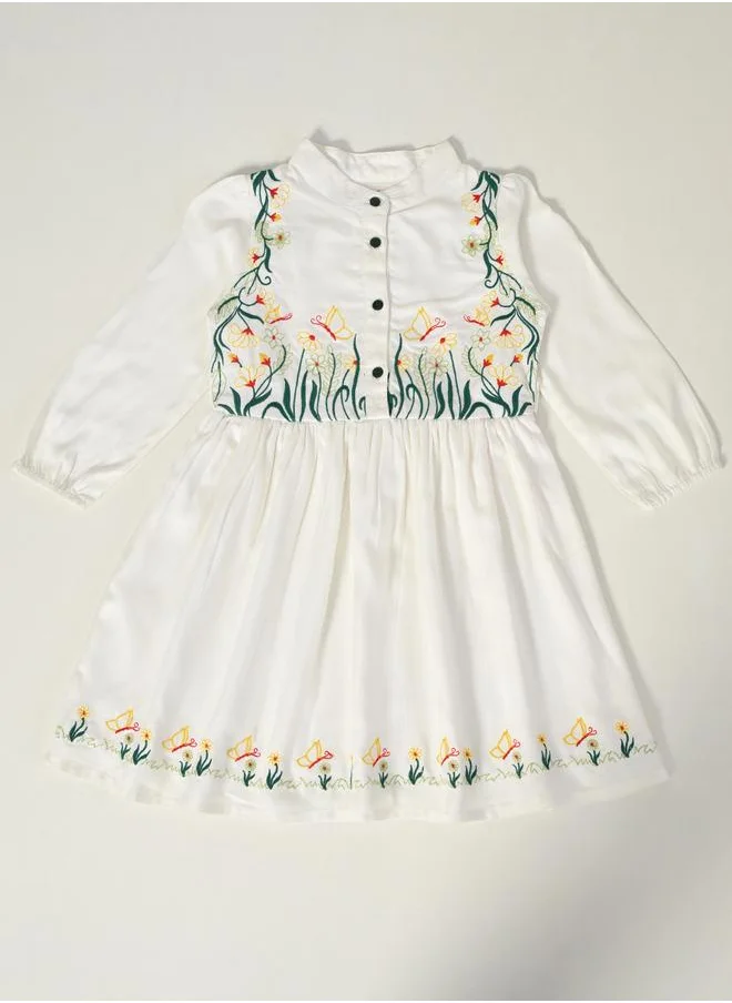 بيلا مودا Bella Moda Floral Embroidered Buttoned Knee-Length Dress