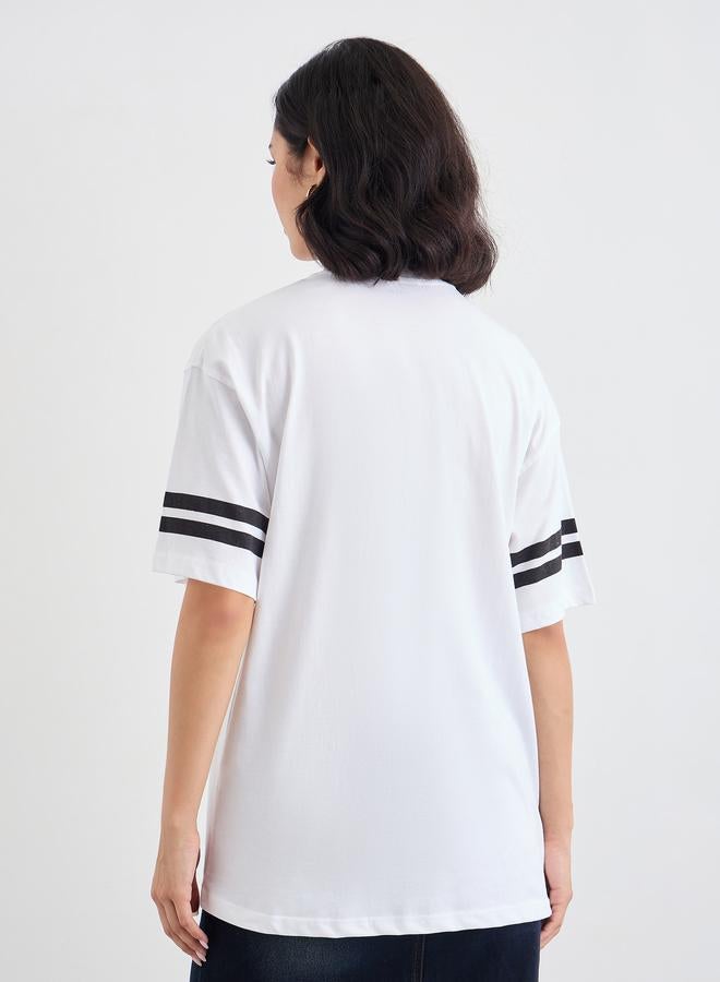 ستايلي تيشيرت نسائي أبيض مطبوع برسومات فضفاض بأكمام قصيرة - Image 4