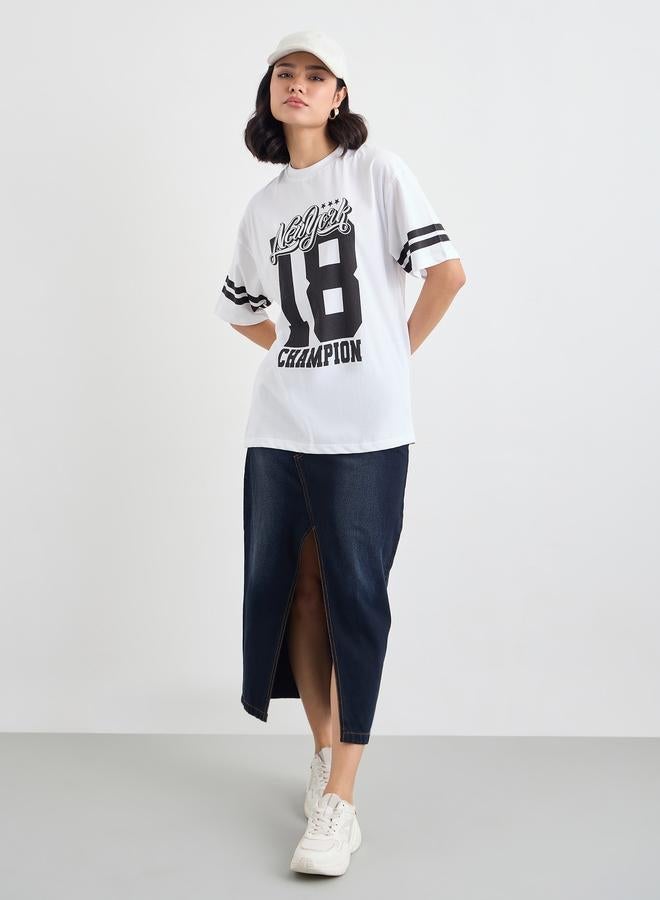 Styli Women White Graphic Print Short Sleeve Oversized T-Shirt - Image 2