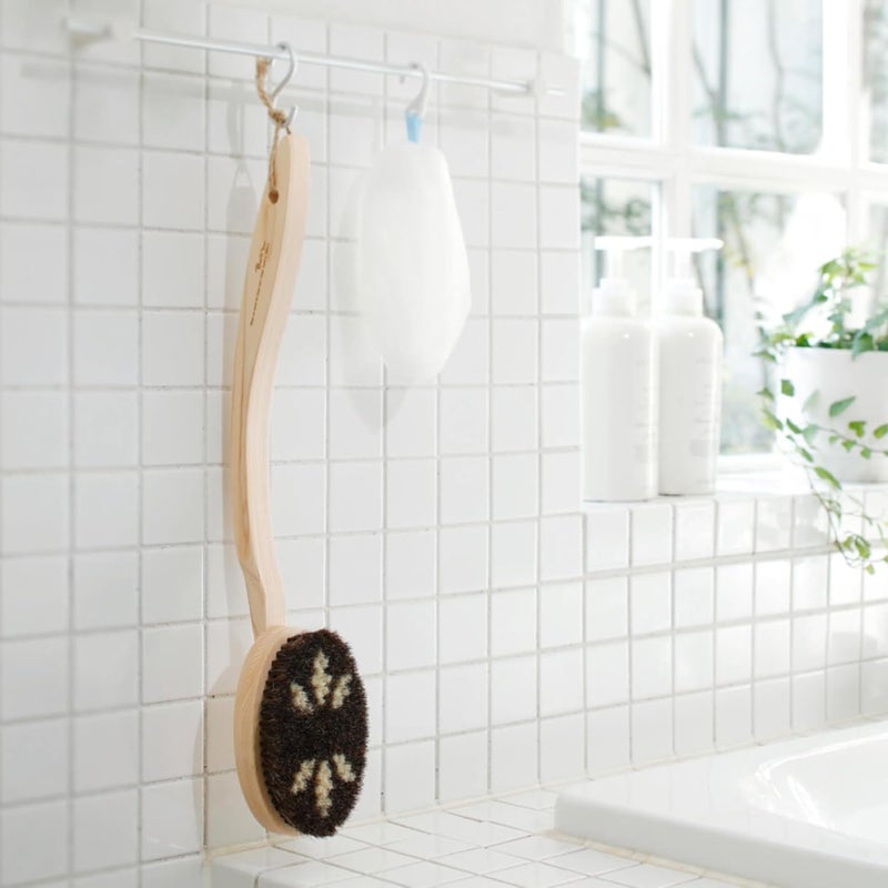 IPPINKA Bath Body Brush with Curved Handle Made of Horse Hair Made in Japan - Image 5