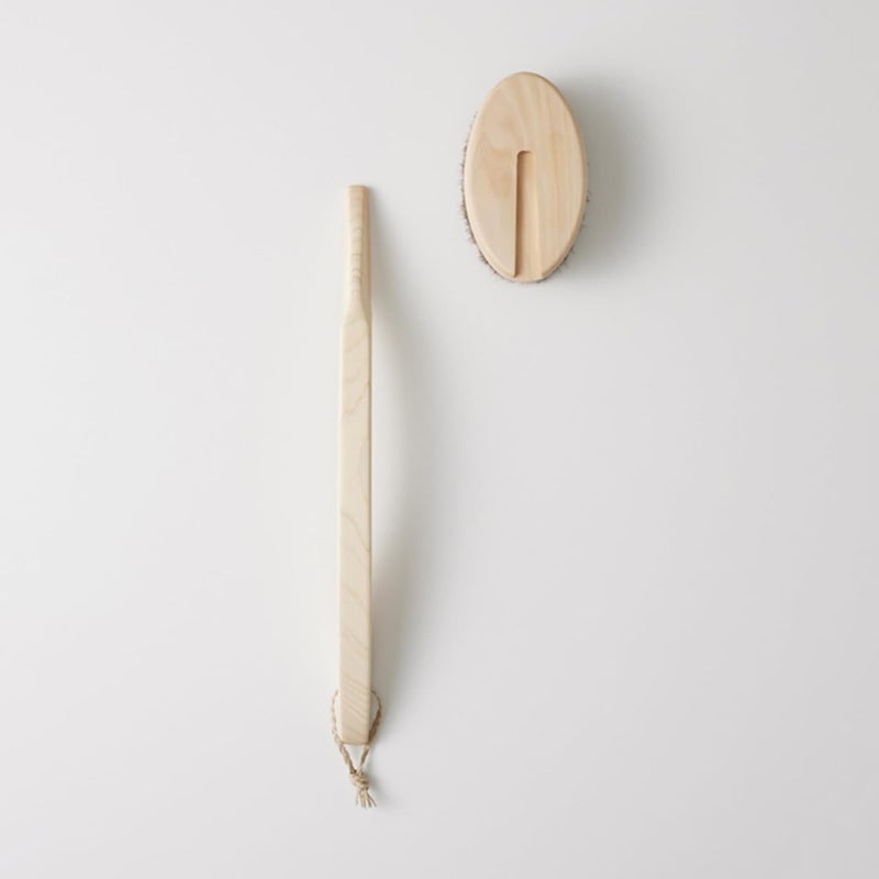 IPPINKA Bath Body Brush with Curved Handle Made of Horse Hair Made in Japan - Image 3