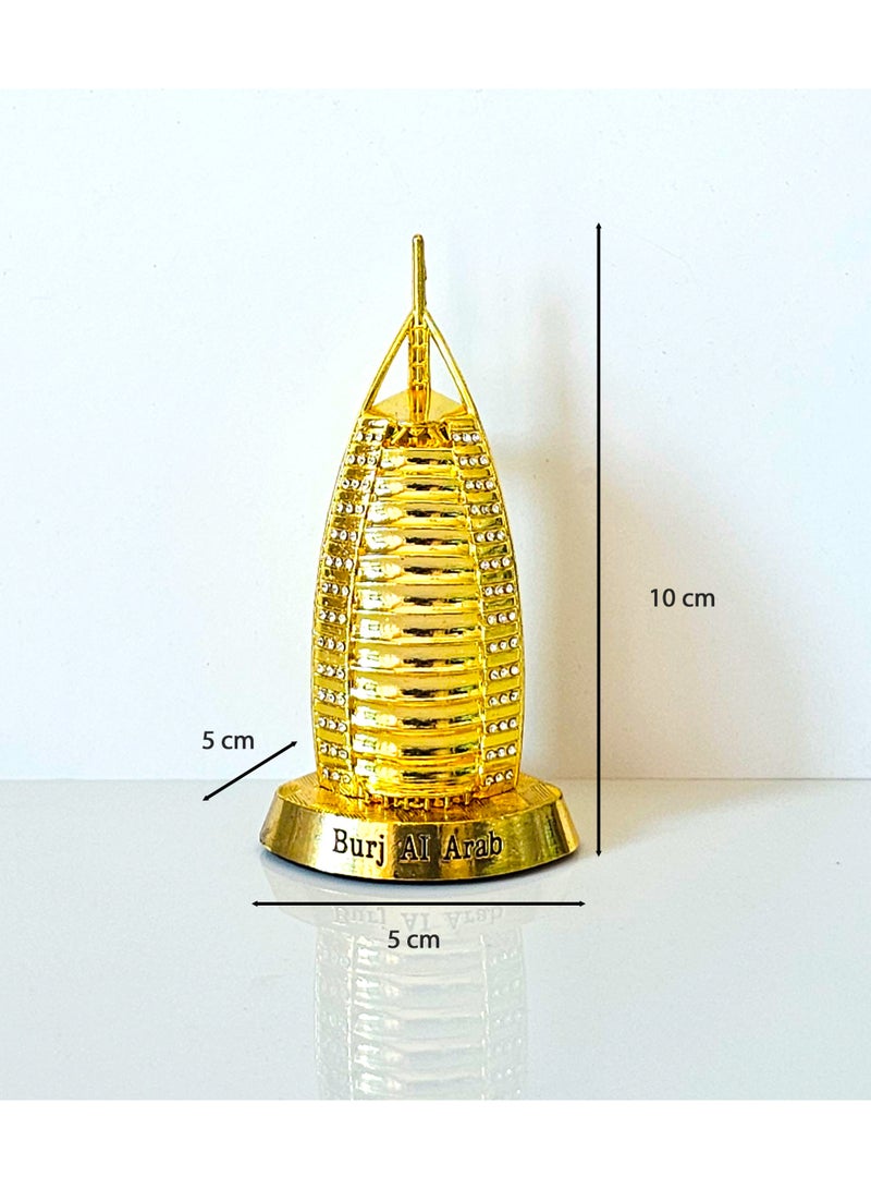 سوق الهدايا التذكارية برج العرب المعدني الفاخر مقاس 10 × 5 سم مرصع بالأحجار، لون ذهبي مزخرف - Image 5