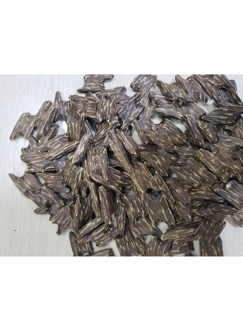 30 جرامًا من خشب القلب من نوع "تشي نان" الغارق من الدرجة التاسعة بنمط النمر والعروق السكرية — يتميز بعروق سكرية، وحلاوة العسل، وراتنج شمعي طري، مع رائحة طويلة الأمد عند حرقه بالفحم. - Image 4