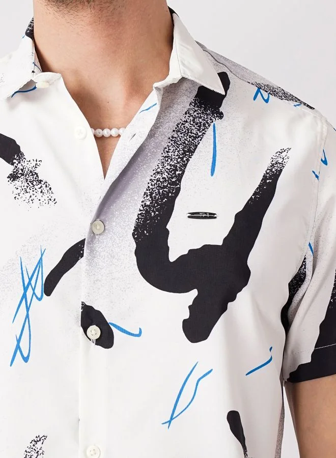 The Indian Garage Co Men Slim Fit Abstract Printed Half Sleeves Spread Collar Resort Wear Shirt