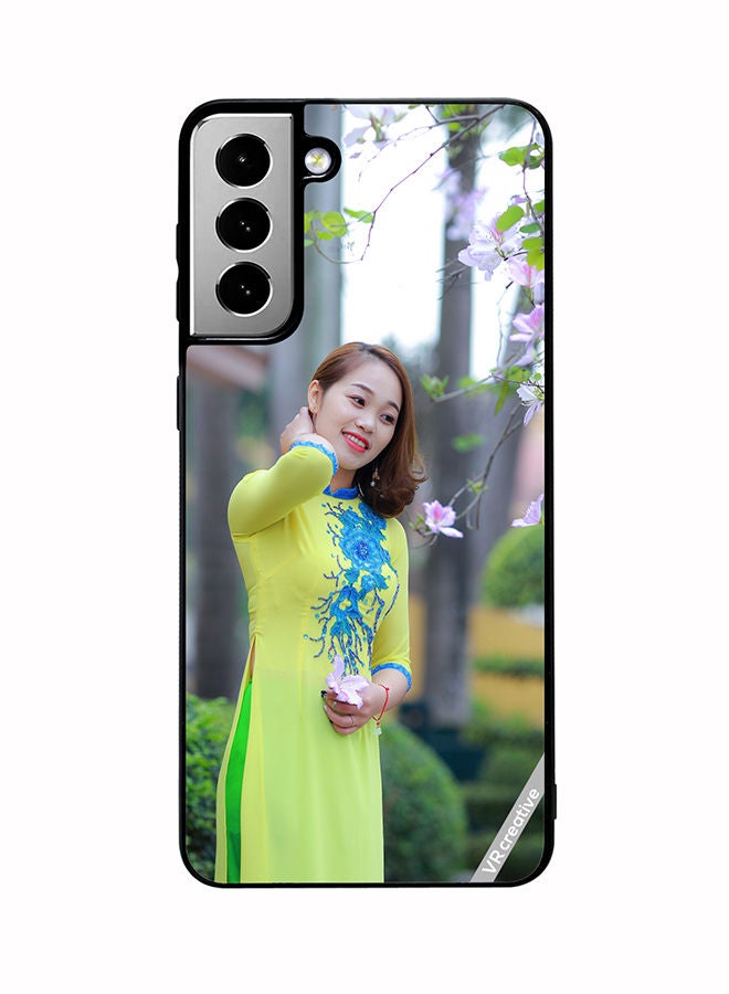 VR CREATIVE غطاء حماية لهاتف سامسونج جالكسي S21 FE 5G تصميم فتاة نيبالية تقليدية متعدد الألوان - Image 1