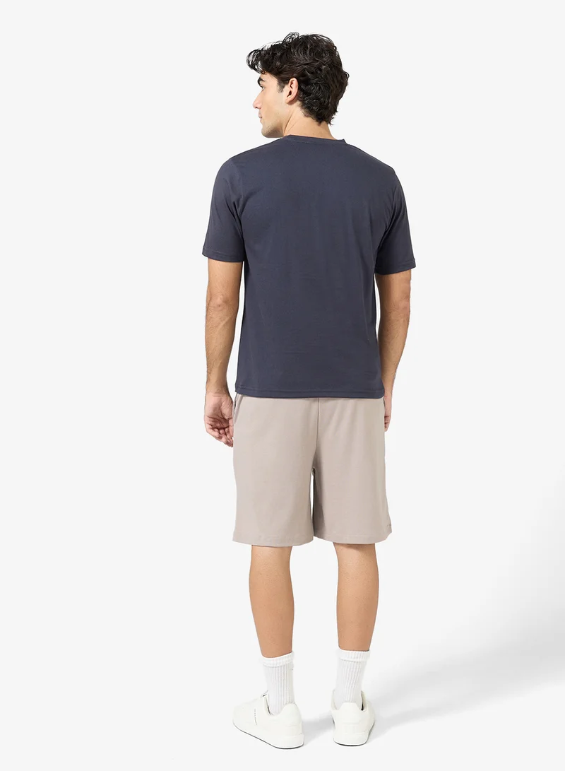 سفنتي فايف بيسيكس طقم تي شيرت وشورت