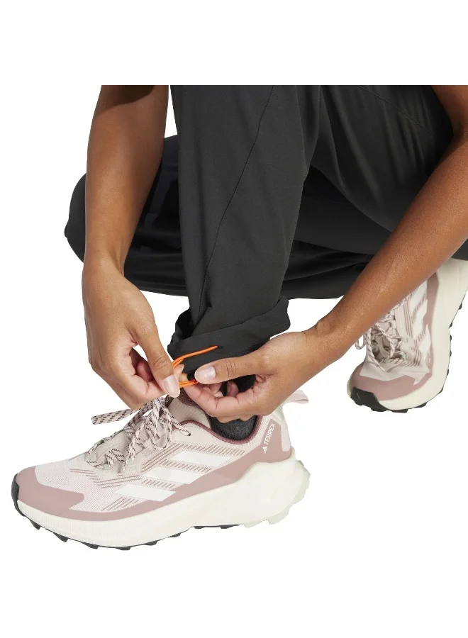 اديداس بنطلون أديداس نسائي أسود خفيف