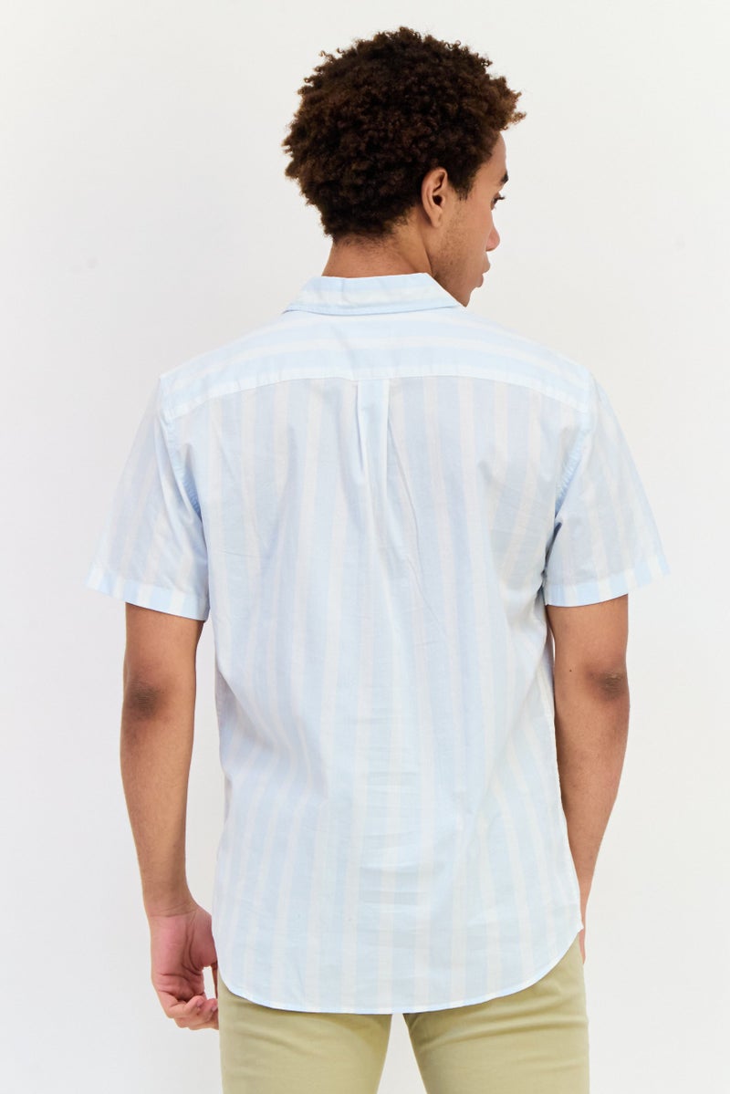 GAP Men Standard Fit Short Sleeves Yarn Dyed Casual Shirt, Multicolor - Image 3