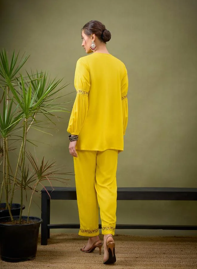 SASSAFRAS Embroidery Detail Top with Tassel & Pants Co-Ord by Styli