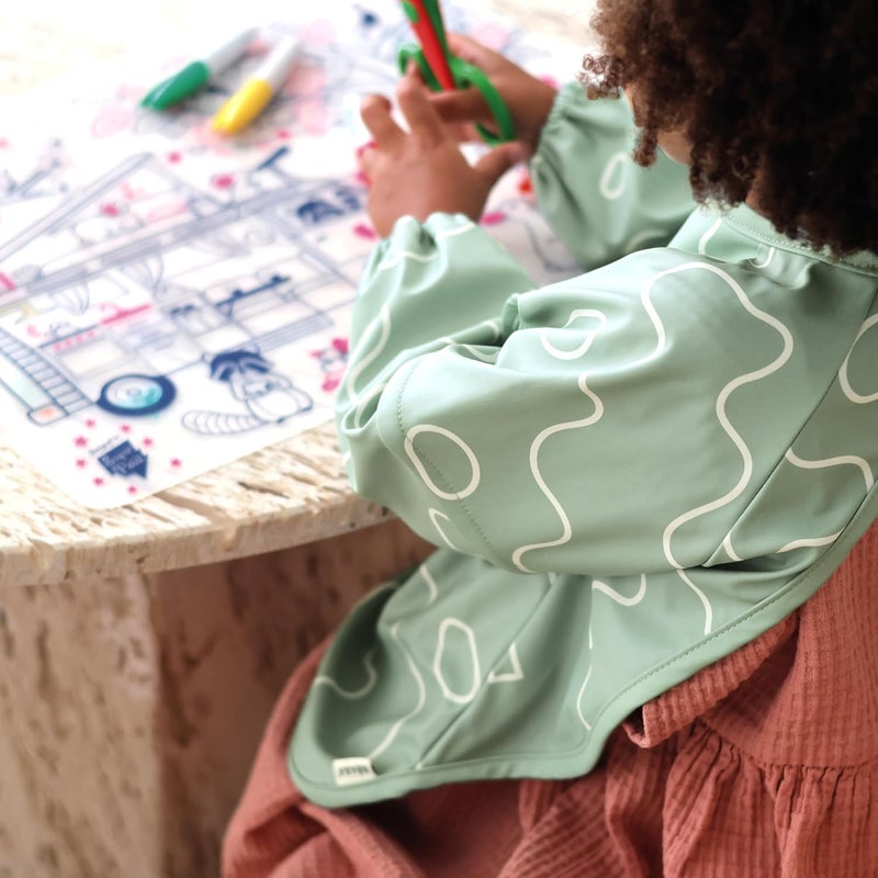 BEABA Béaba 2-in-1 Waterproof Bib with Removable Sleeves - Sage Green - Image 4